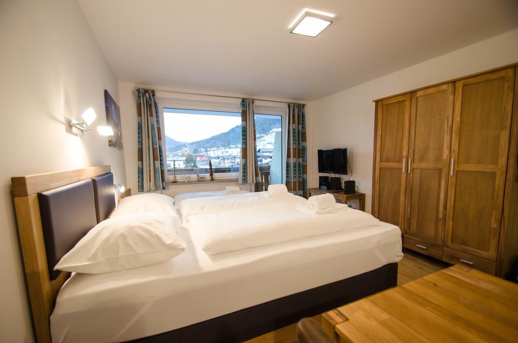 Deluxe Studio Kaprun By All In One Apartments Habitación foto